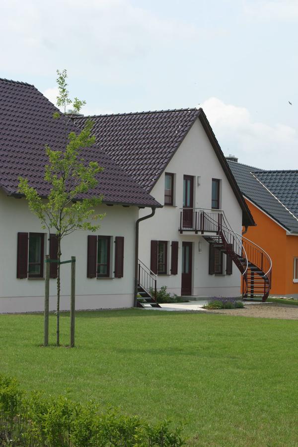 Ferienwohnungen "Am Storchennest" Göhren-Lebbin Extérieur photo
