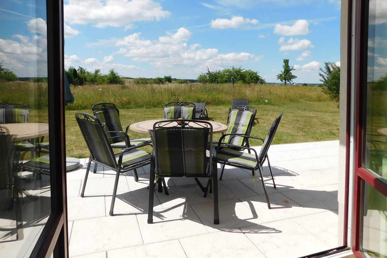 Ferienwohnungen "Am Storchennest" Göhren-Lebbin Extérieur photo